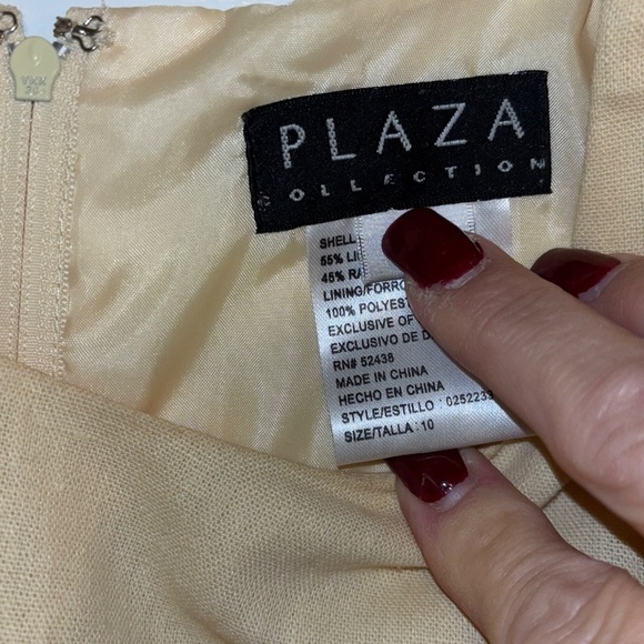 Plaza collection size 10 beautiful yellow long maxi dress - Picture 6 of 10